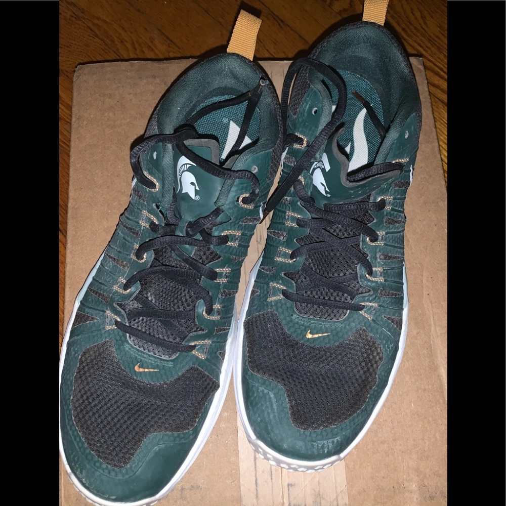 Men’s Nike Lunarlon Training Shoe.